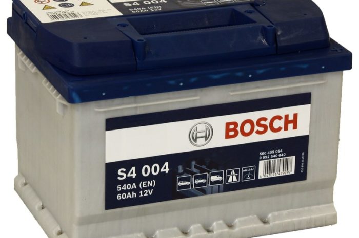 Аккумуляторная батарея BOSCH SILVER S4 004