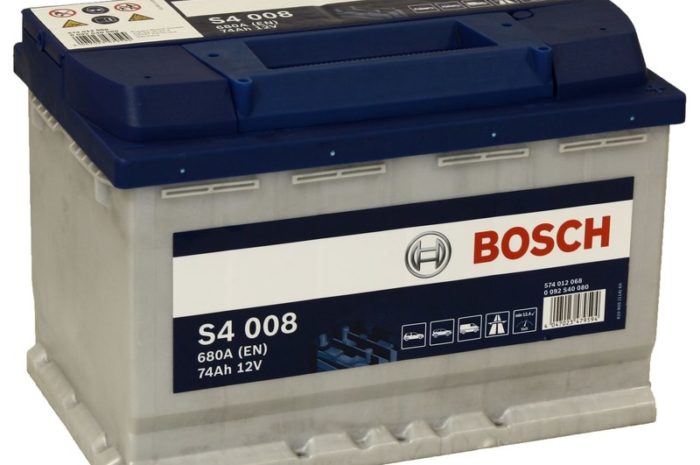 Аккумуляторная батарея BOSCH SILVER S4 008