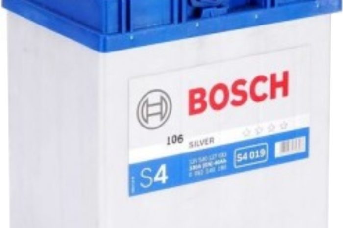 Аккумуляторная батарея BOSCH SILVER S4 019